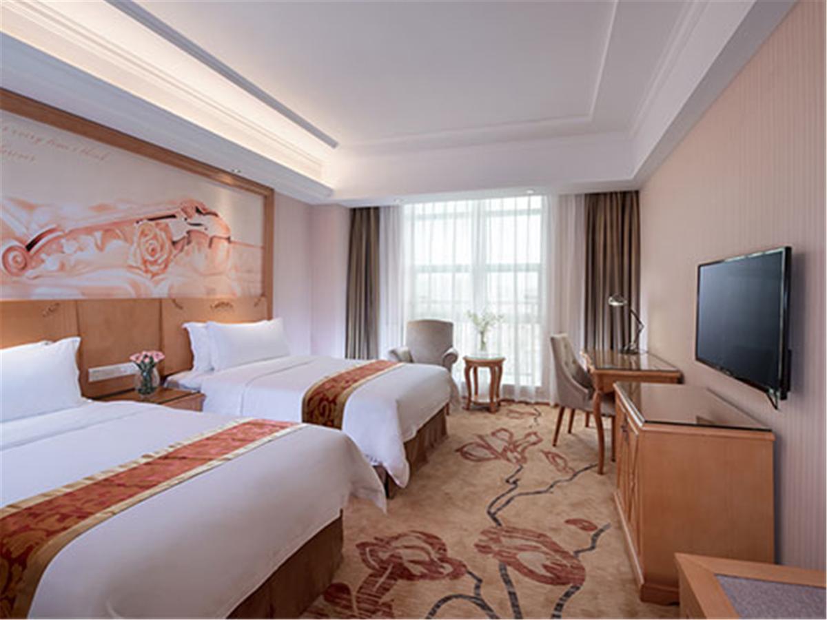 Vienna Internation Hotel Shenzhen Guanlan Guanguang Road Exterior photo